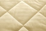 Pilota Alcam Damasc Ivoire 180x200 cm, umplutura cu bambus, 300 g/mpCompozitie umplutura: Fibra bambus, fibra siliconica | Sezon: Toamna; Iarna | Densitate: 300 g/m² | Proprietati: Matlasata - imagine 5