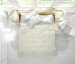 Pilota Alcam Lana Merino, 140x200 cm, 300g/mpCompozitie umplutura: Fibra lana, fibra siliconica | Sezon: 4 anotimpuri | Proprietati: Lavabila | Densitate: 300 g/m²