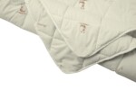 Pilota Alcam Lana Merino, 180x200 cm, 300g/mpCompozitie umplutura: Fibra lana, fibra siliconica | Sezon: 4 anotimpuri | Proprietati: Lavabila | Densitate: 300 g/m² - imagine 3