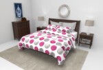 Pilota Alcam Sweet Dots microfibra matlasata, 200x220 cm, 250g/mpCompozitie umplutura: Fibra siliconica | Sezon: 4 anotimpuri | Proprietati: Matlasata | Densitate: 250 g/m² - imagine 5