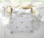Pilota Aloe Vera Essence microfibra matlasata, 180x200 cm, 250g/mpCompozitie umplutura: Fibra siliconica | Sezon: 4 anotimpuri | Proprietati: Matlasata | Densitate: 250 g/m²